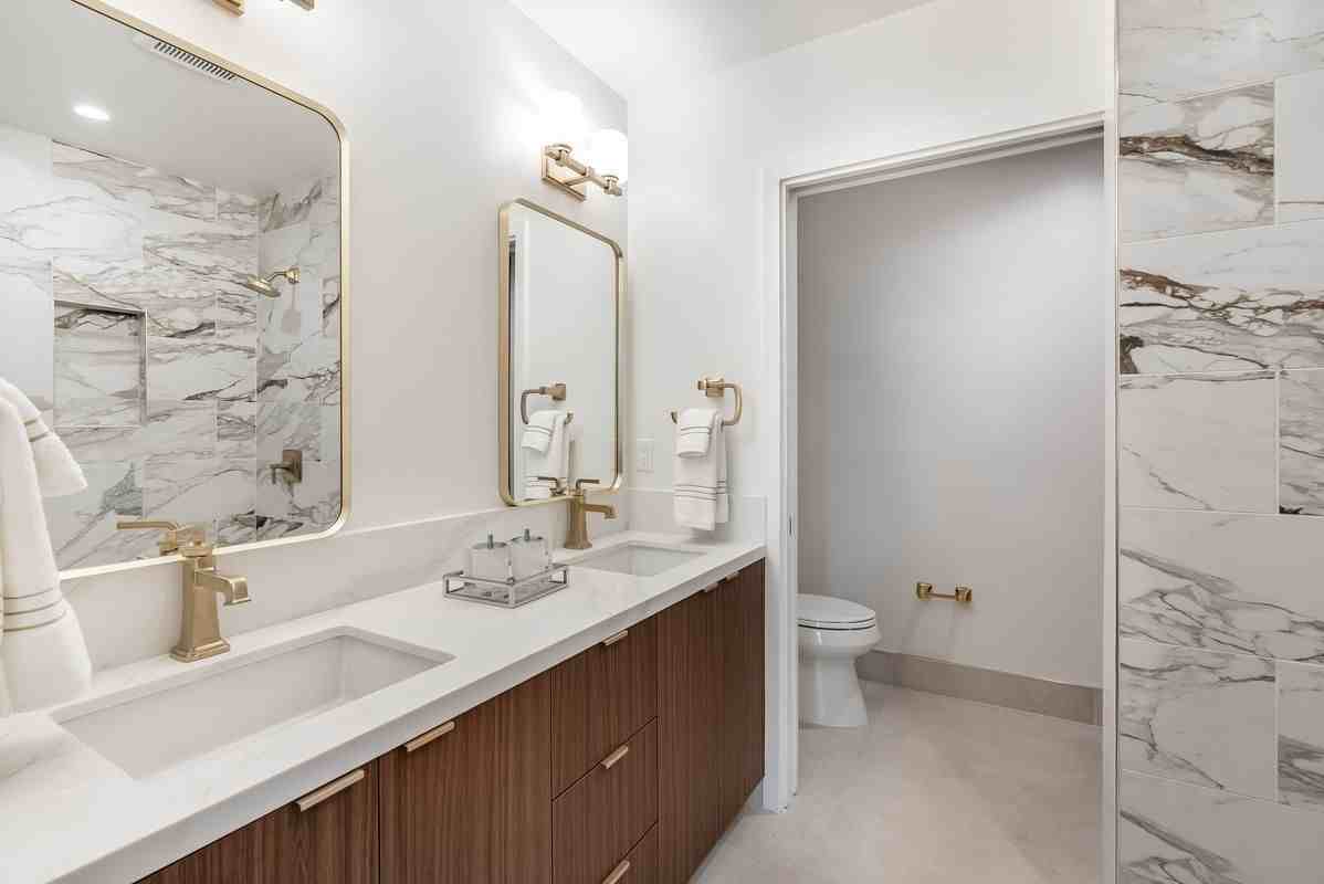 139 S Oak Knoll Ave ##401 - Photo 4 of 11