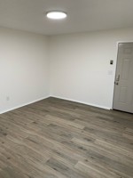 featured image of 1140 N Franklin Rd