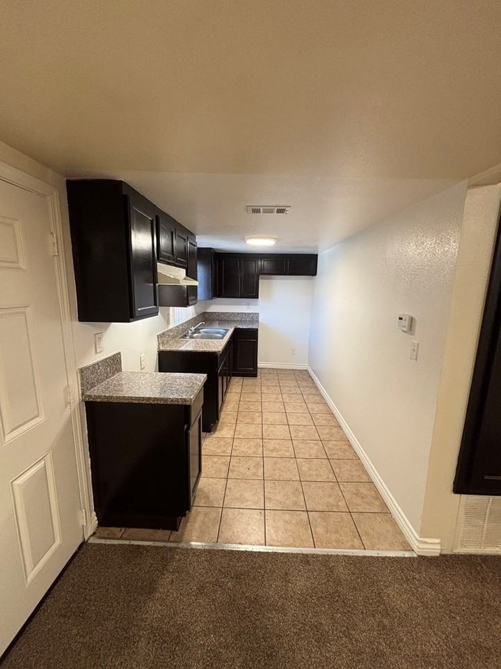 226 1/2 West 60th Street - Photo 5 of 15