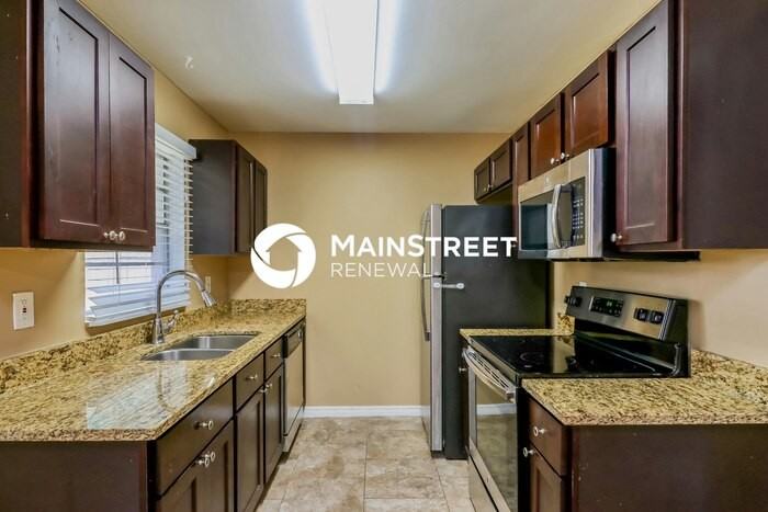 1320 Periwinkle Ct - Photo 6 of 16