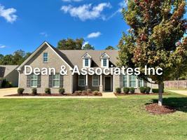 featured image of 4028 Laura Ln