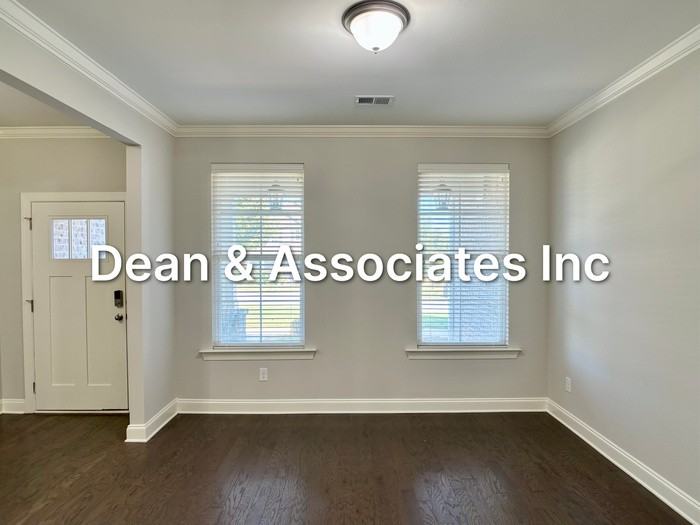 4028 Laura Ln - Photo 4 of 20