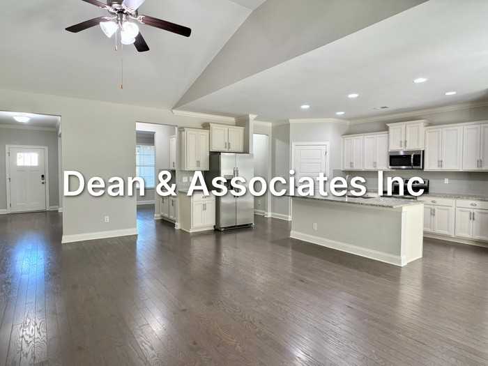 4028 Laura Ln - Photo 6 of 20