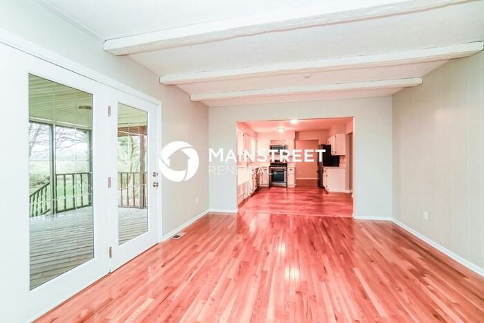 621 Governors St - Photo 3 of 18