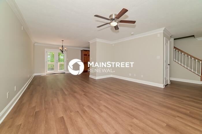 5300 Stricter Ln - Photo 2 of 17
