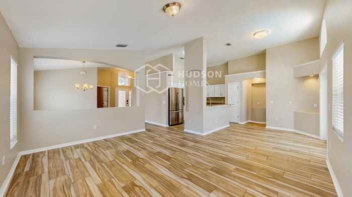 2531 Clareside Dr - Photo 6 of 29