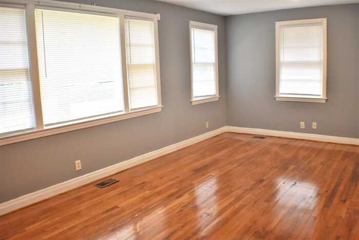 2241 Chappelle St - Photo 7 of 13