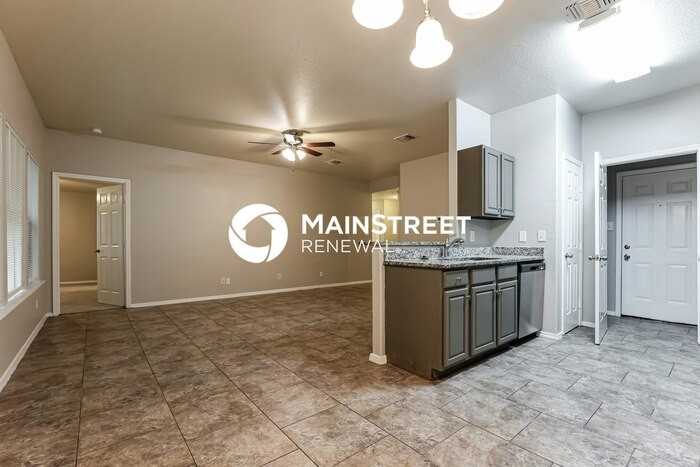 7319 Trance Ln - Photo 6 of 16