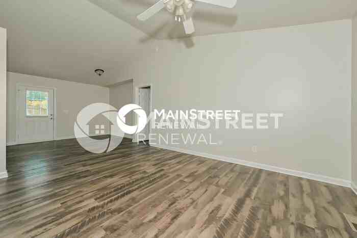 4808 Chase Hill Dr - Photo 4 of 17