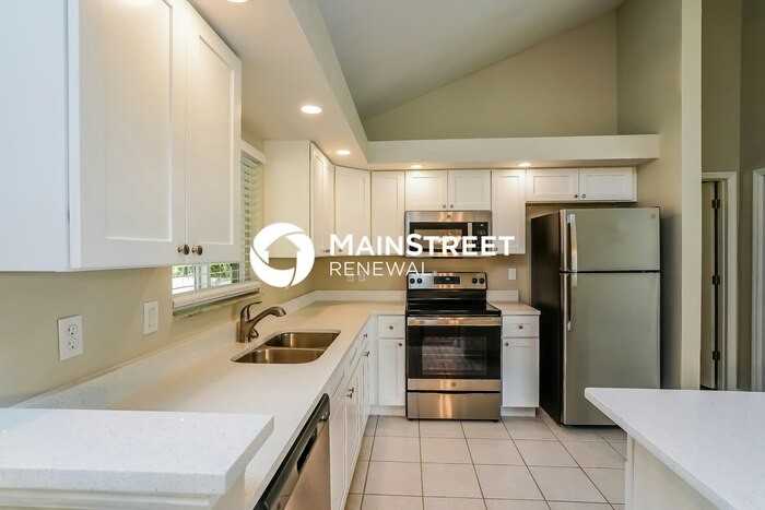 1208 Sw 1st Ave - Photo 7 of 16
