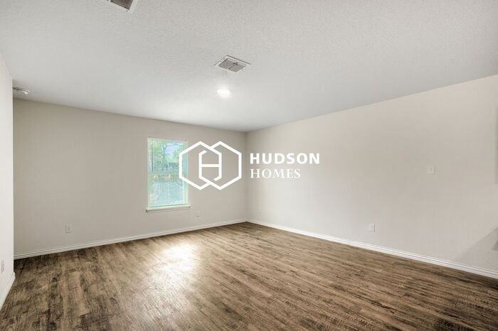 123 Vista Rd - Photo 3 of 14