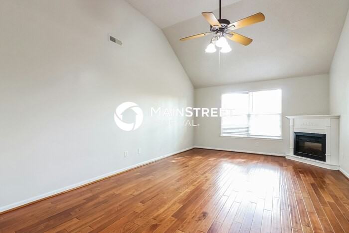 3702 Se Adams Dr - Photo 2 of 16