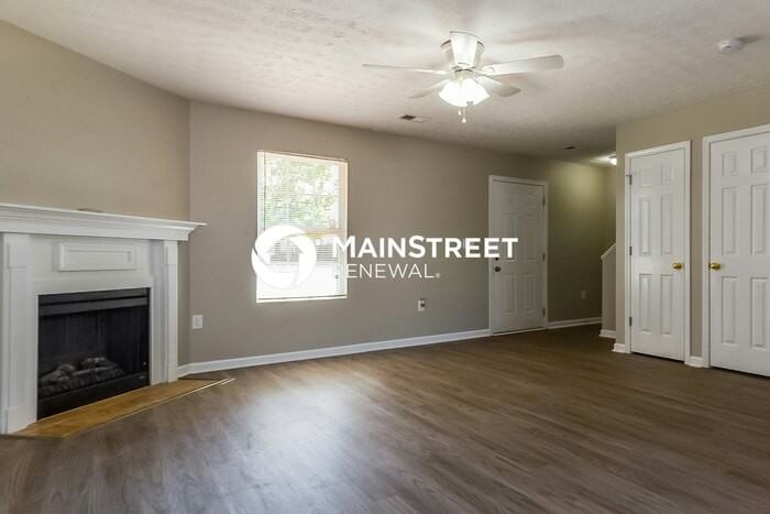 245 Coral Cir - Photo 2 of 17