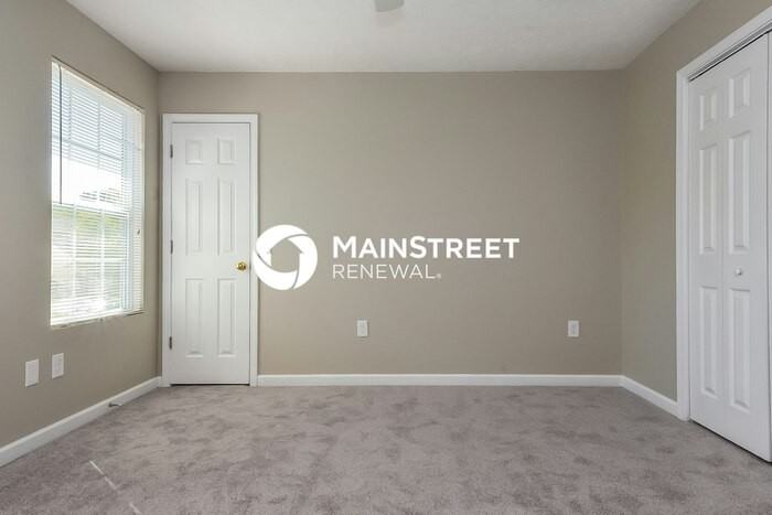 245 Coral Cir - Photo 7 of 17