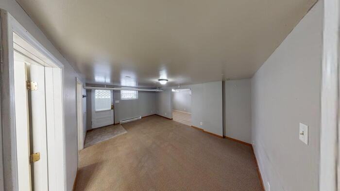 600 E Avenue D #5 - Photo 4 of 17