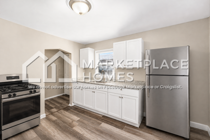 27070 Lawnwood St - Photo 6 of 18
