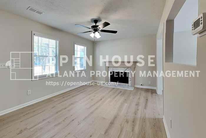 2351 Boone Pl - Photo 4 of 20