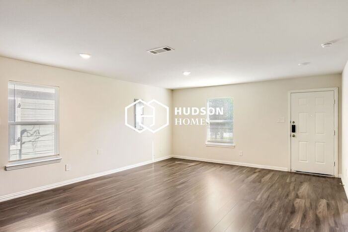 7965 Attwater St - Photo 3 of 14