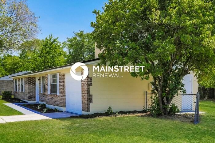 2777 Mesquite Ave - Photo 3 of 16
