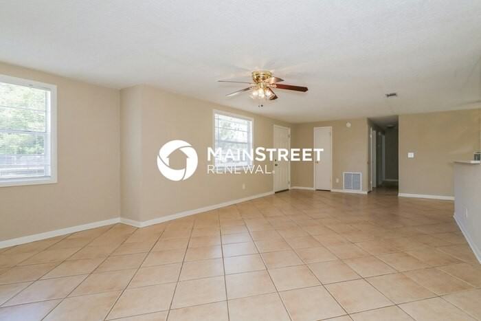 2777 Mesquite Ave - Photo 4 of 16