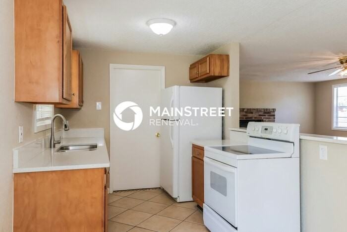 2777 Mesquite Ave - Photo 7 of 16
