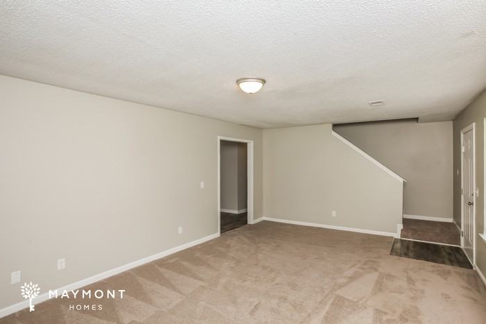 200 Tilting Rock Dr - Photo 6 of 13