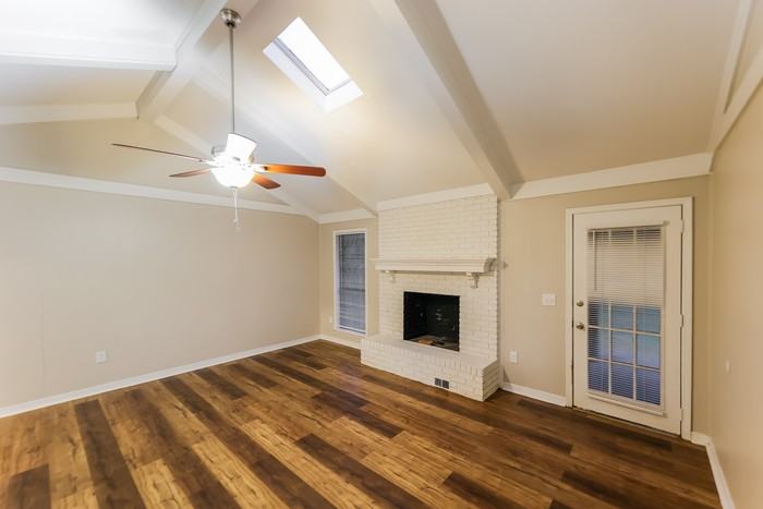 24 Old Mill Pl - Photo 4 of 12