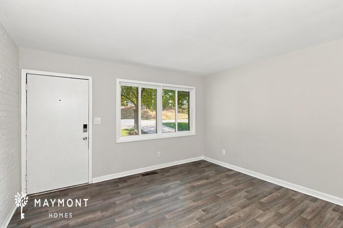 4162 Tara Dr - Photo 5 of 15