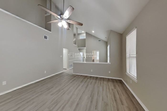 4315 Harvest Hill Rd - Photo 5 of 23