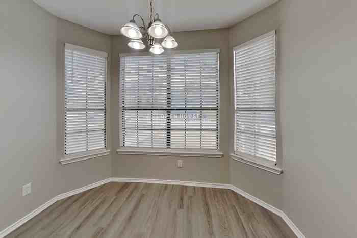 4315 Harvest Hill Rd - Photo 6 of 23