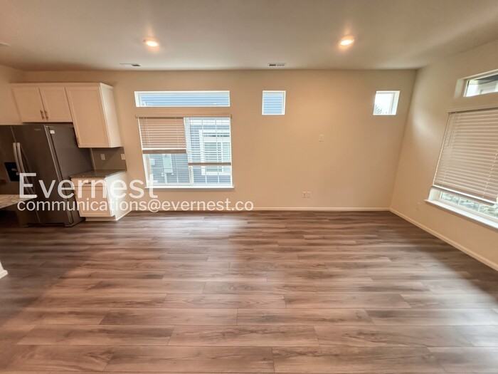 17707 E 103rd Ave - Photo 6 of 24