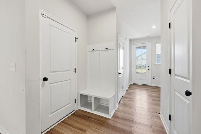 1103 Grays Mill Rd - Photo 6 of 39