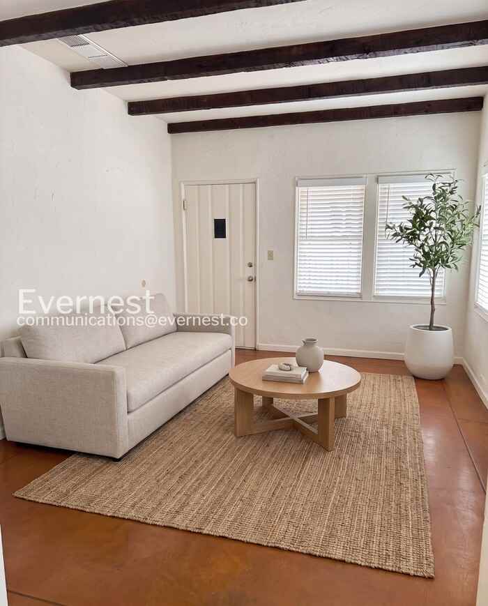 1226 N Olsen Ave - Photo 3 of 24