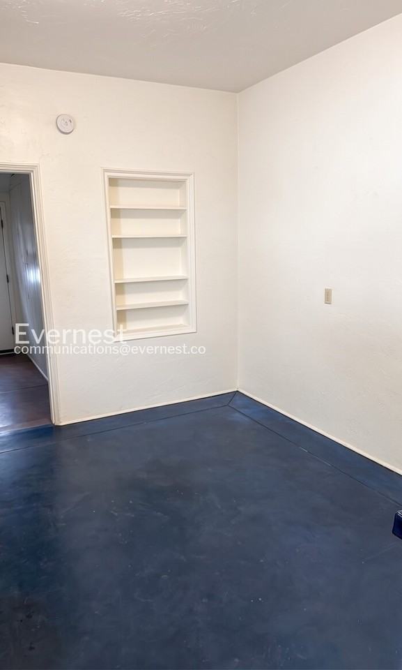 1226 N Olsen Ave - Photo 7 of 24