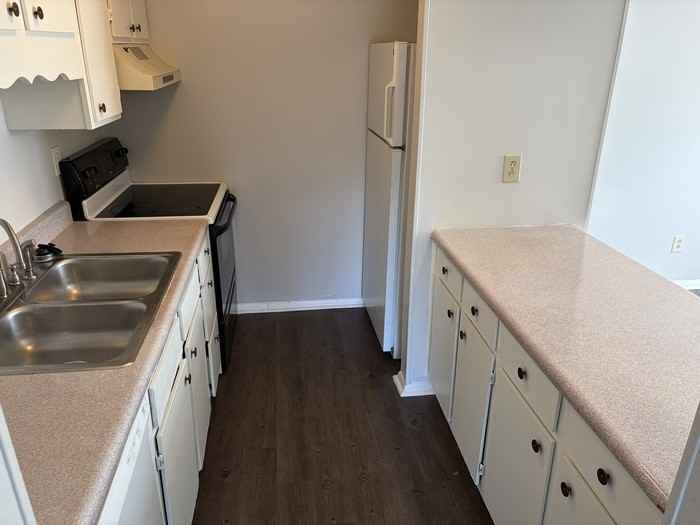 3615 N Crestview Dr Nw #1 - Photo 5 of 12