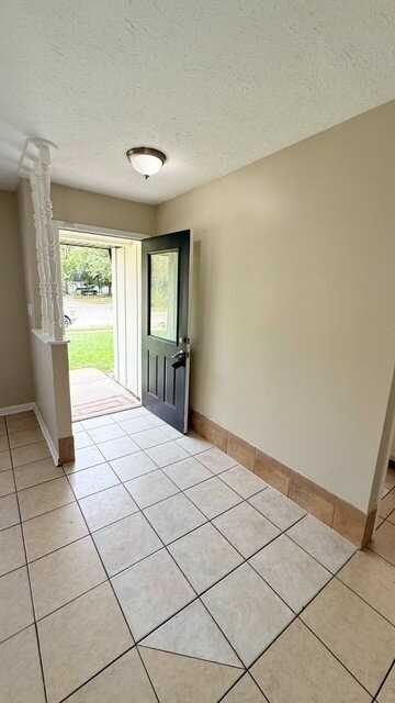 4432 Dabny Dr - Photo 3 of 13