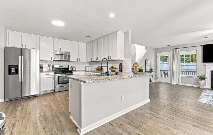 755 Sycamore Springs Dr - Photo 5 of 50