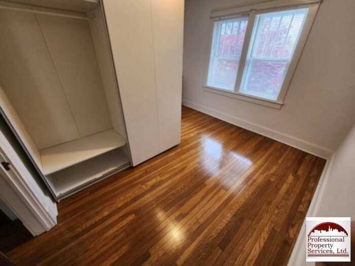 248 Carroll Pkwy #2 - Photo 7 of 18