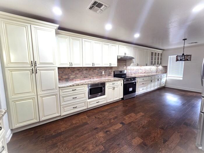 25664 W Morning Dove Ct - Photo 2 of 22