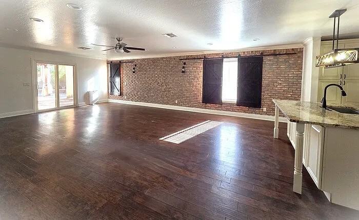 25664 W Morning Dove Ct - Photo 3 of 22