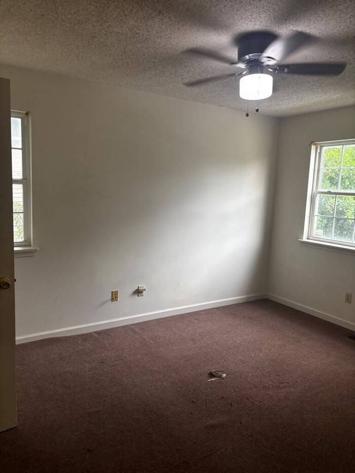 2280 Houston Ave - Photo 5 of 8
