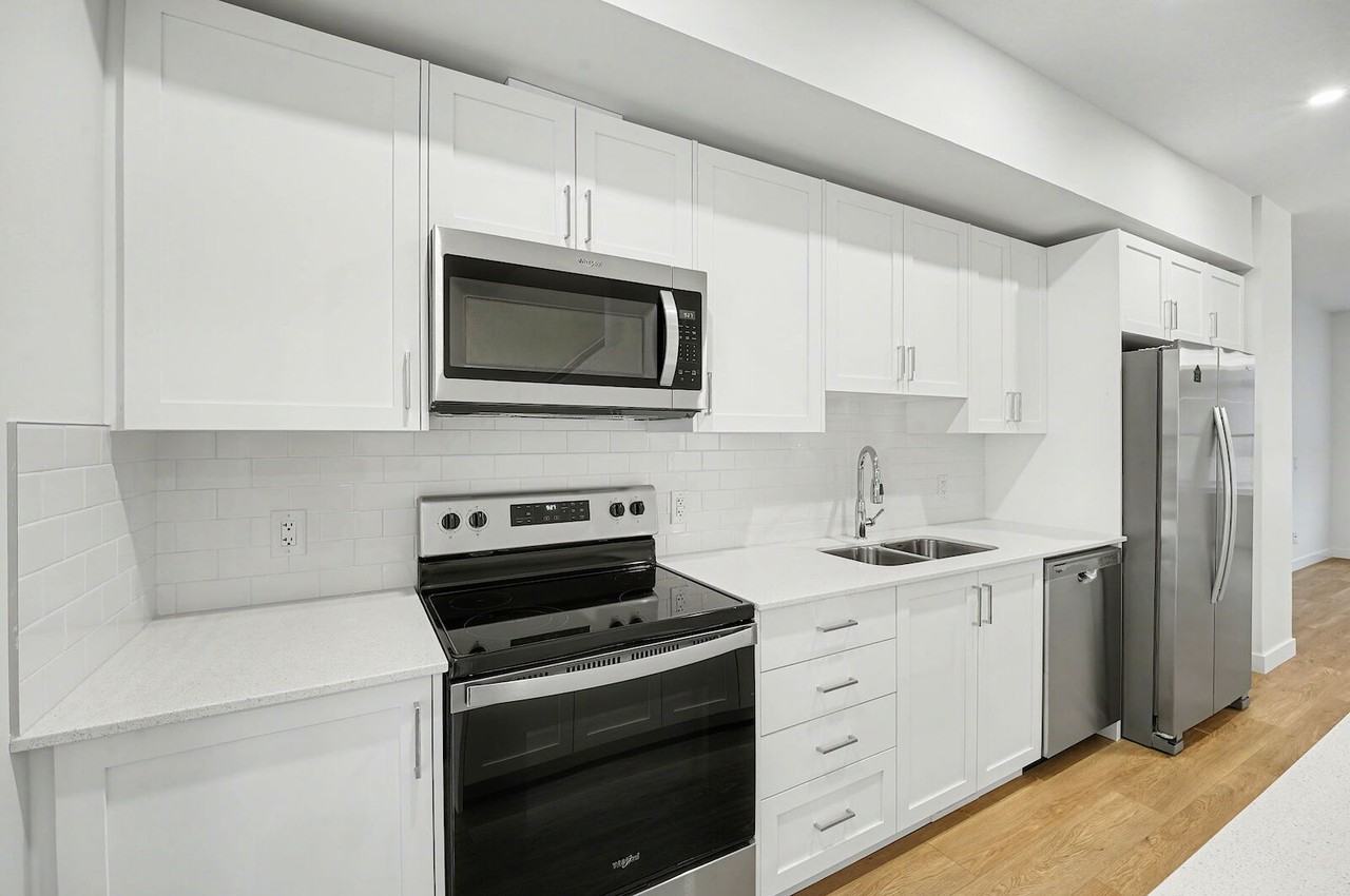 8488 - 302 - 8500 19 Avenue Southeast - Photo 4 of 38