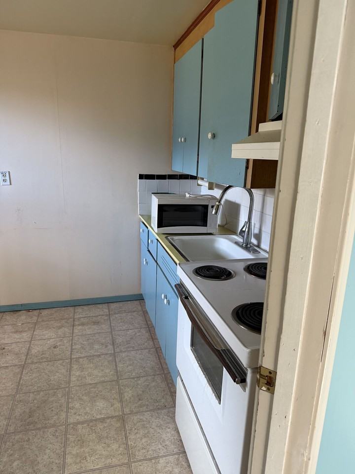 6015 106 St Nw - Photo 7 of 8