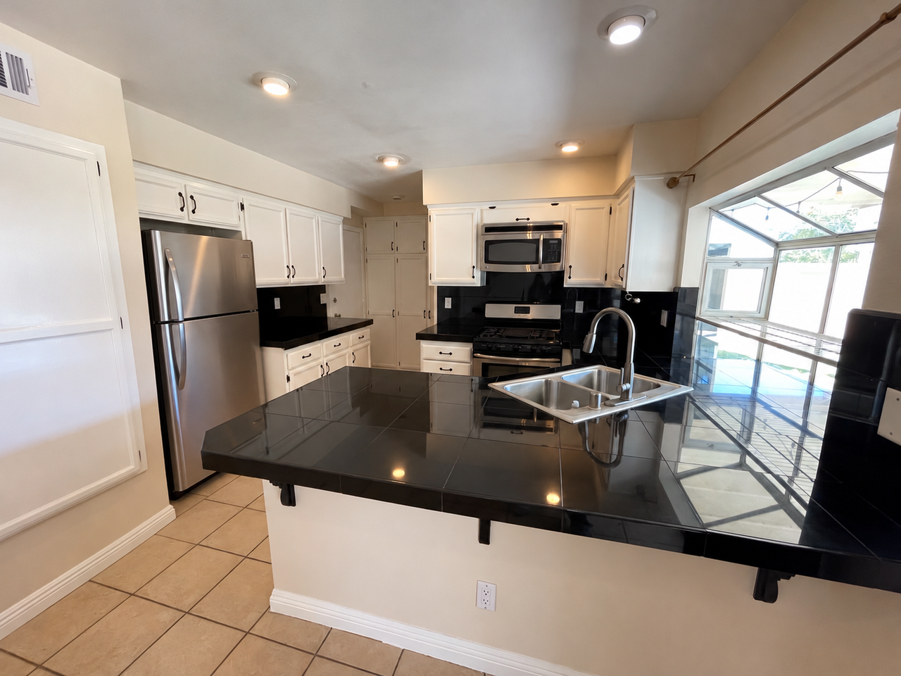 38612 Palmdale Hills Dr #NA - Photo 2 of 12