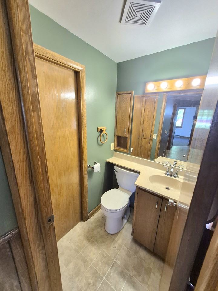 702 17th St S #1 - Photo 6 of 14