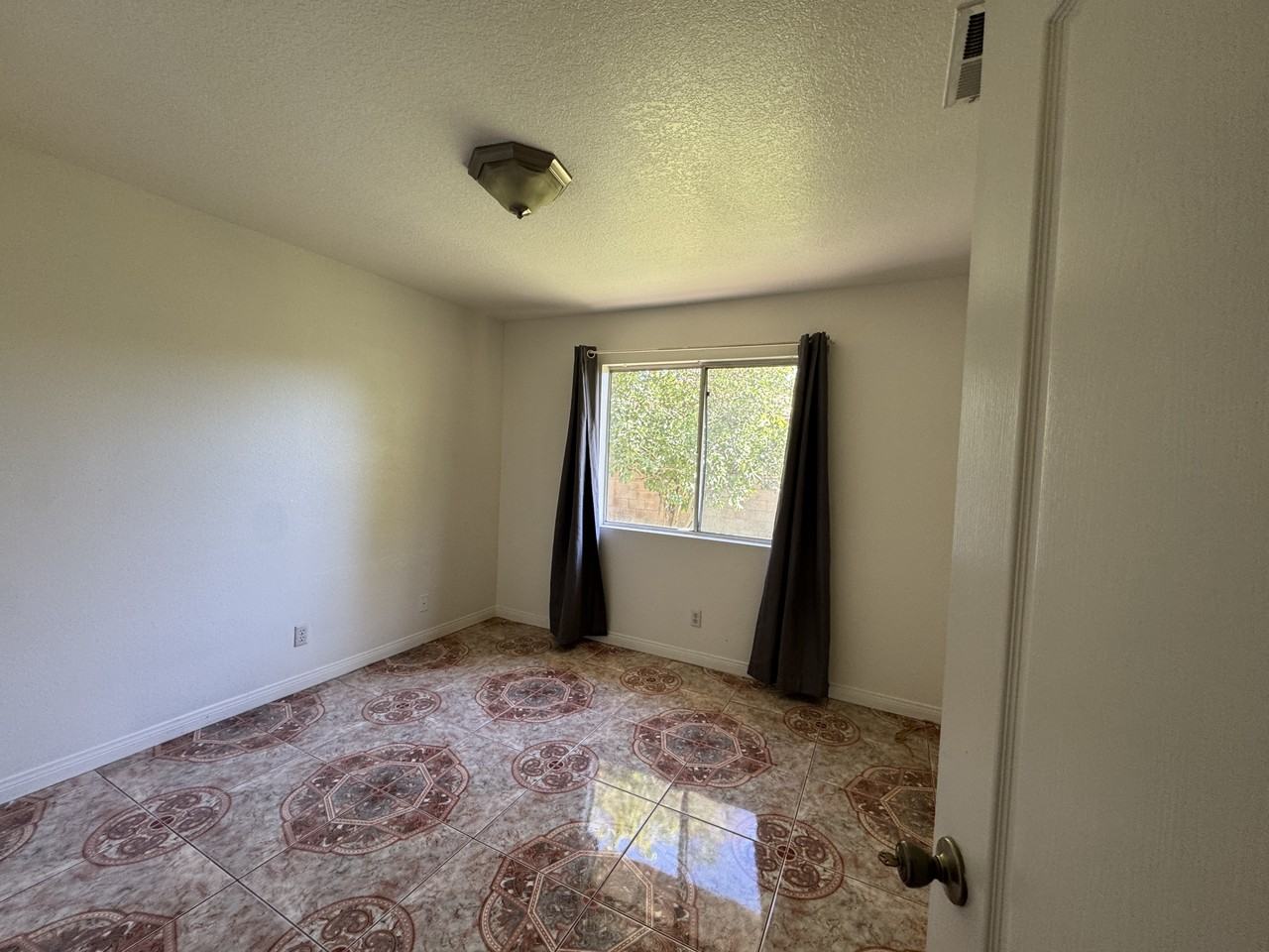 4936 Stewart Ave #NA - Photo 7 of 16