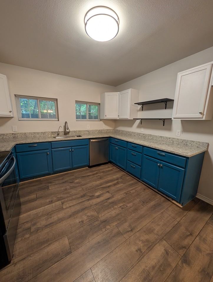 1230 Chalmers Ave #NA - Photo 5 of 12