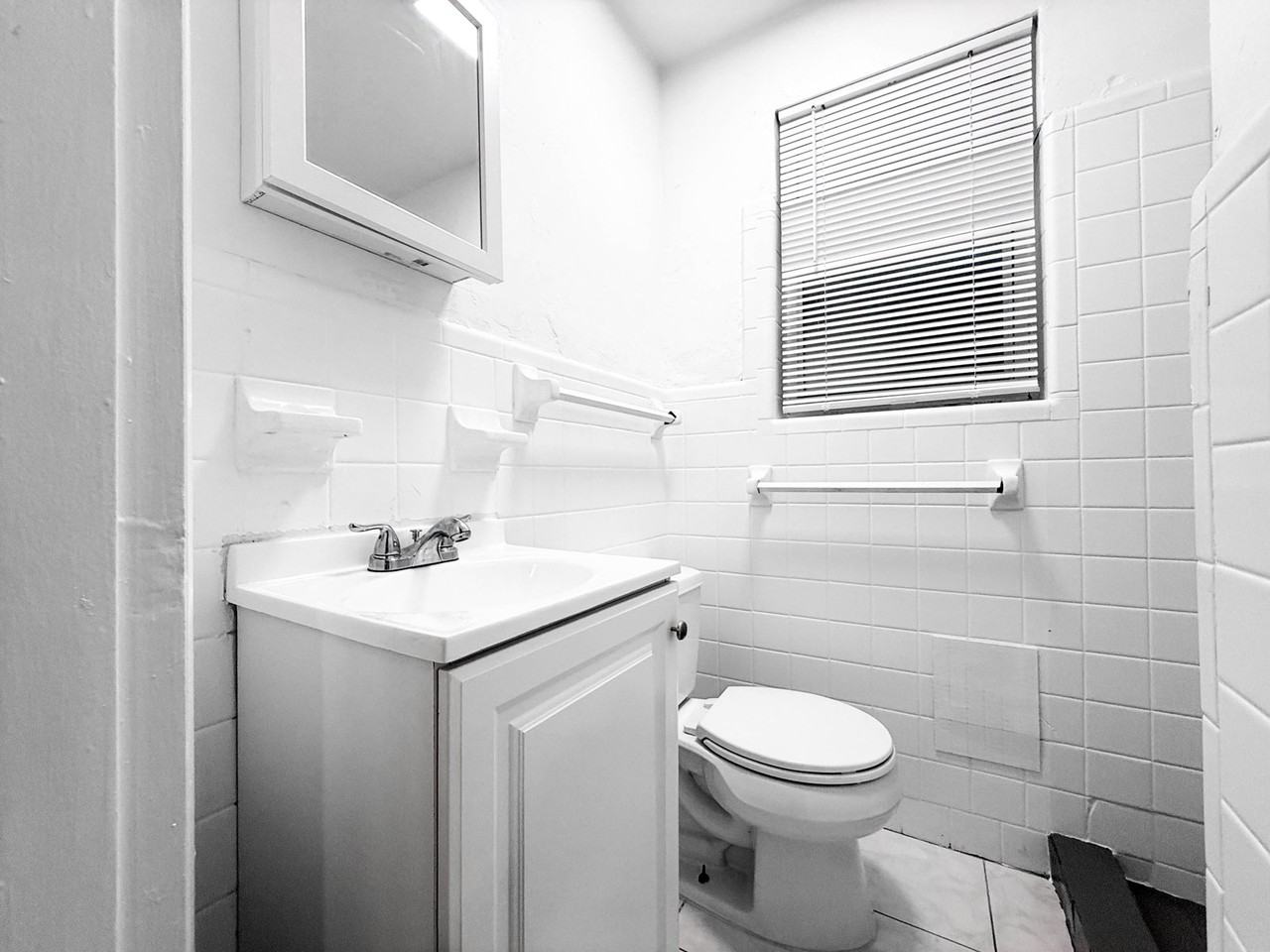 521 S Federal Hwy #7 - Photo 6 of 10