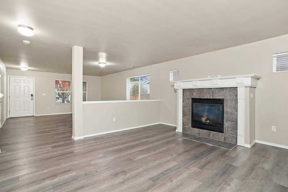 21611 Se 298th Pl #NA - Photo 3 of 13