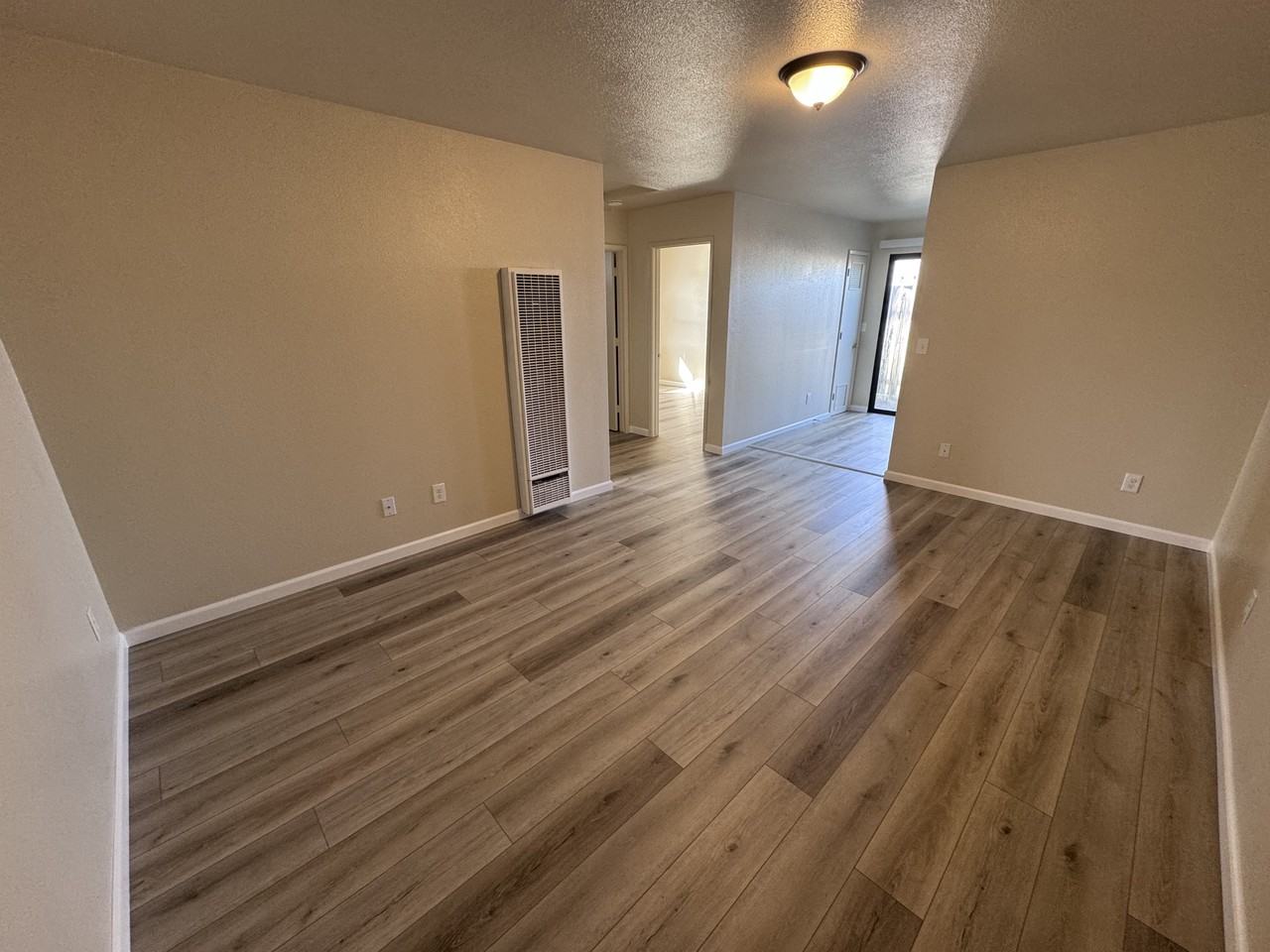 1807 3rd St #6 - Photo 2 of 10